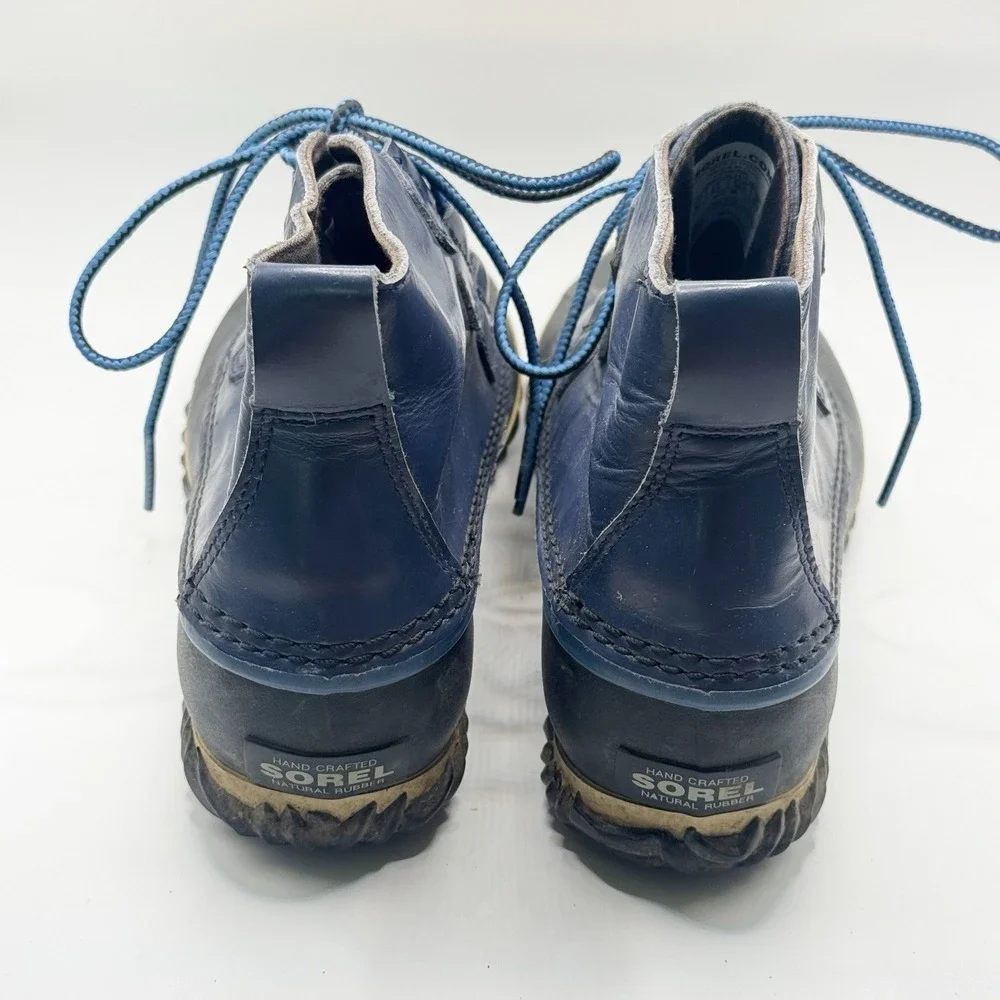 Sorel Out N About Boots Womens 8.5 Blue Patent Leather Waterproof Snow Boots